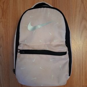 Nike Lunchbox